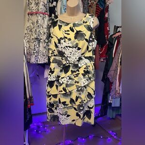 Signature casual dress 